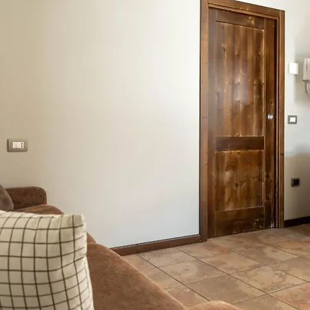Διαμέρισμα Fiorini 4 *